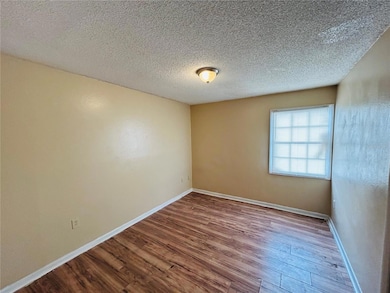 2769 L B McLeod Rd unit D, Orlando, FL 32805 - photo 4