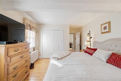 106 Martin St, Pawtucket, RI 02861 - photo 2