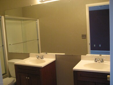 MSTR BATH