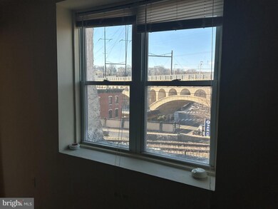 4522 Baker St unit 8, Philadelphia, PA 19127 - photo 6