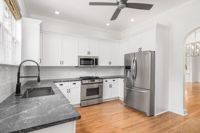 861 Center Park St_Eterna_Media-15