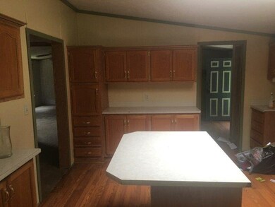 4054 U S 421, McKee, KY 40447 - photo 3