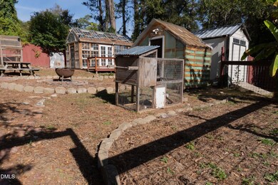 111 Buckingham Ave, Fayetteville, NC 28301 - photo 7