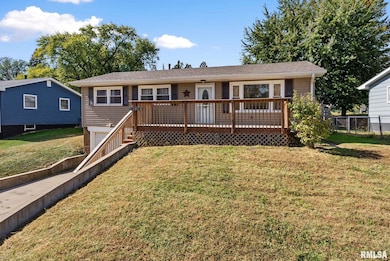 8112 9th St W, Rock Island, IL 61201 - photo 3