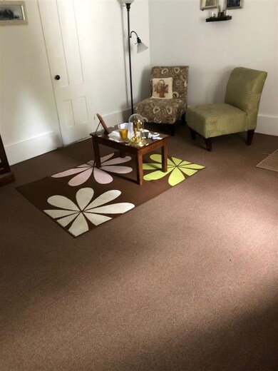 10 Locust St, Nashua, NH 03064 - photo 4