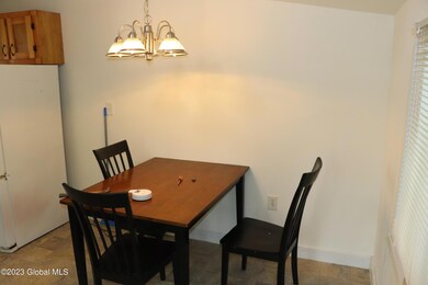 11 Mechanic St, Troy, NY 12180 - photo 7