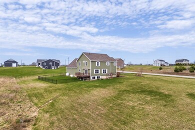 5-web-or-mls-111-amberside-dr