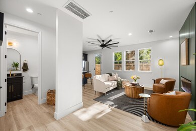 4611 Dewberry St, Houston, TX 77021 - photo 2