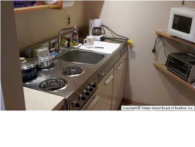 16 Perry Ave unit /18, Staten Island, NY 10314 - photo 3