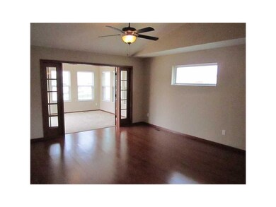 . Hardwood floors in living room, dining room & ki