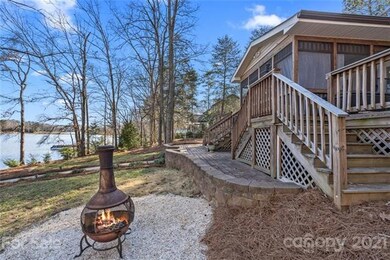 5528 Crowders Cove Ln, Clover, SC 29710 - photo 4