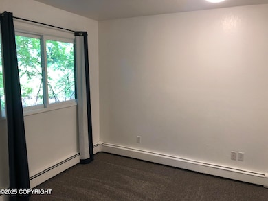 239 W Cook Ave, Anchorage, AK 99501 - photo 3