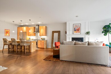 (8)_113 Newbury St. Unit 204 PortlandP(M