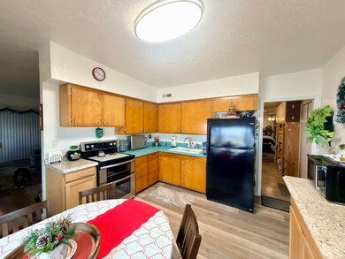 291 E Elm, Lava Hot Springs, ID 83246 - photo 6