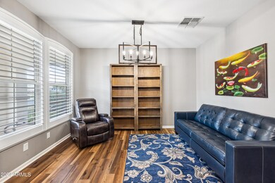 Sitting Room/Dining Room