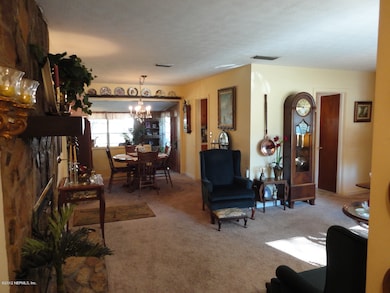 2639 Emily Ln, Jacksonville, FL 32216 - photo 3