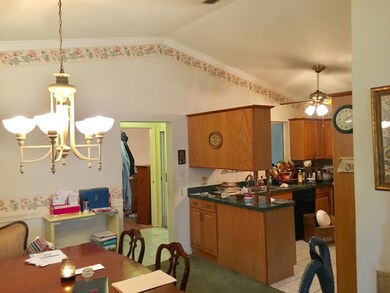 Dining kitchen