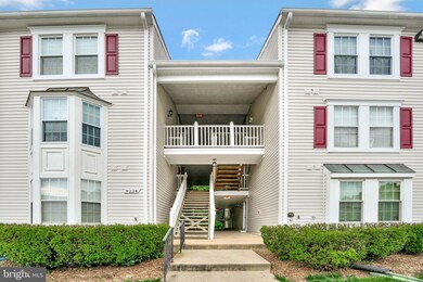 9224 Cardinal Forest Ln unit M, Lorton, VA 22079 - photo 2