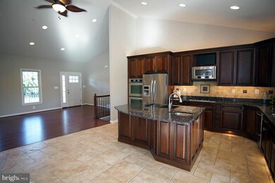 4464 Bartholow Rd, Sykesville, MD 21784 - photo 5