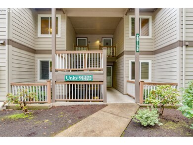 20130 Larkspur Ln unit 100, West Linn, OR 97068 - photo 2