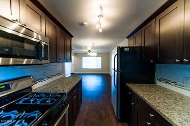 1335 E Thomas Rd unit 205, Phoenix, AZ 85014 - photo 4