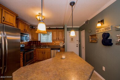 Kitchen to Entry