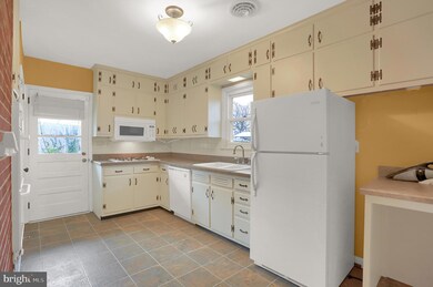 334 E Main St, Westminster, MD 21157 - photo 6