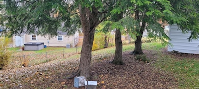 1715 Southeast Dr, South Bend, IN 46614 - photo 3