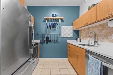 193 St Paul unit 402, Burlington, VT 05401 - photo 6