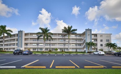 1096 Yarmouth E, Boca Raton, FL 33434 - photo 4