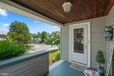 5576 Ashbourne Rd, Halethorpe, MD 21227 - photo 4