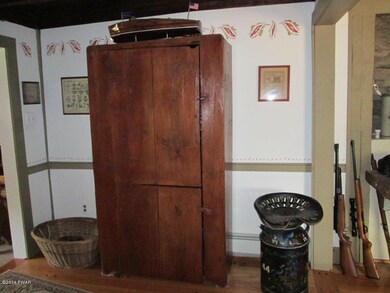 877 Welcome Lake Rd, Hawley, PA 18428 - photo 6