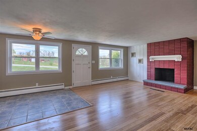 2214 Craley Rd, Red Lion, PA 17356 - photo 4