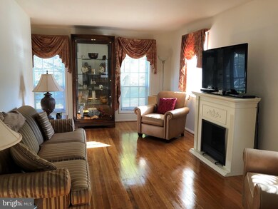 7612 Woodruff Ct, Laurel, MD 20707 - photo 5