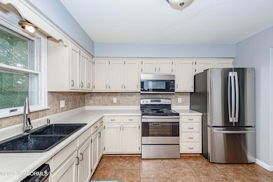 9-web-or-mls-362-vanhorn-rd