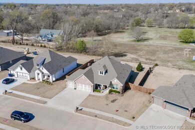 8004 S 13th St, Broken Arrow, OK 74011 - photo 4