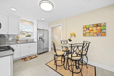 1106 Westchester Blvd, Westchester, IL 60154 - photo 4