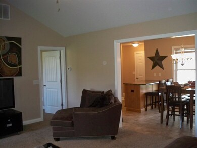 10006 Privet Dr, Fort Wayne, IN 46835 - photo 6