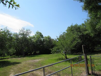 17501 Debbie Dr, Pearland, TX 77584 - photo 3