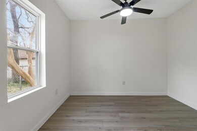 1320 E Garnett St, Gainesville, TX 76240 - photo 5