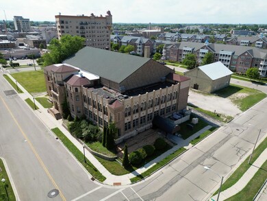 302 58th St, Kenosha, WI 53140 - photo 2