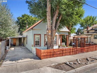 2420 9th St, Baker City, OR 97814 - photo 3