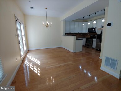 2750 Fresh Water Way, Odenton, MD 21113 - photo 7