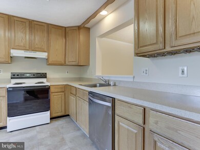 9202 Brewington Ln, Laurel, MD 20723 - photo 7