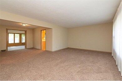 1912 73rd St, Windsor Heights, IA 50324 - photo 5