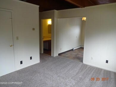 5324 Sharon St unit 3, Anchorage, AK 99508 - photo 7