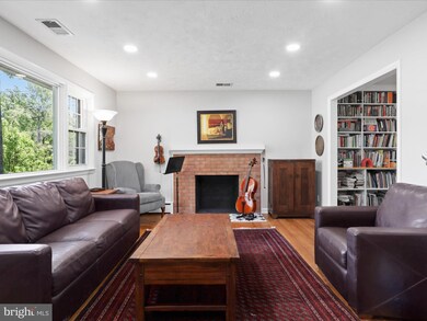 401 N Oak St, Falls Church, VA 22046 - photo 7