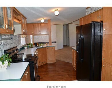 311 S Pine Cir, Pinehurst, TX 77362 - photo 5