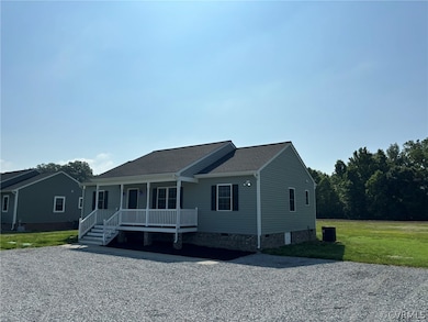 1030 Eubanks Rd, Dunnsville, VA 22454 - photo 5