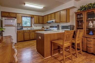 8704 Karibuni Dr unit B, Waxhaw, NC 28173 - photo 5